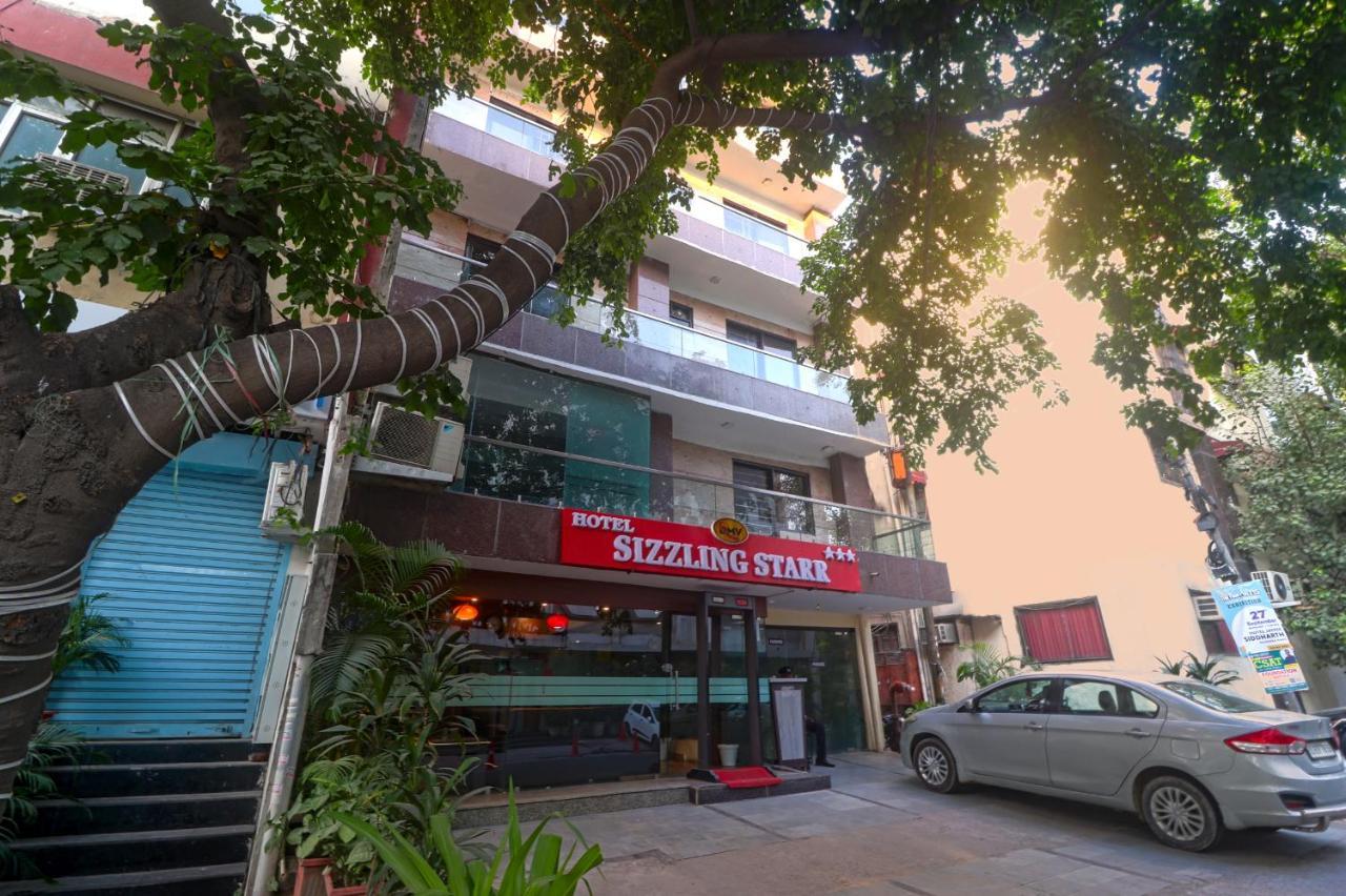 Hotel Sizzling Starr Nové Dillí Exteriér fotografie